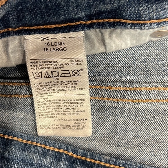 Old Navy jeans (A17) - Picture 2 of 5